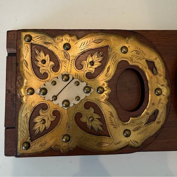 Antique Brass Mounted Wood Expandable Book Rack Victorian Folding Bookends Accents